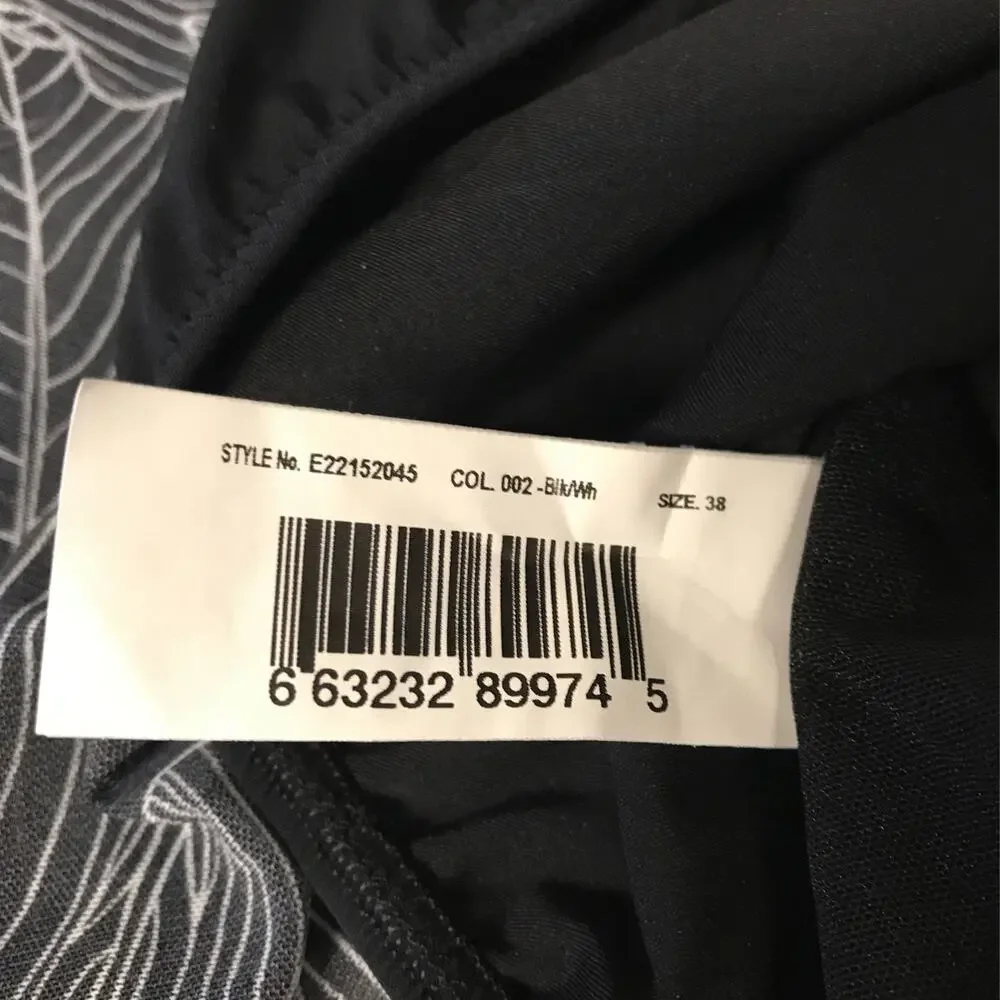 Profile by Gottex Women's Soiree Bandeau Strapless Flyaway One Piece, SI… - Picture 5 of 5